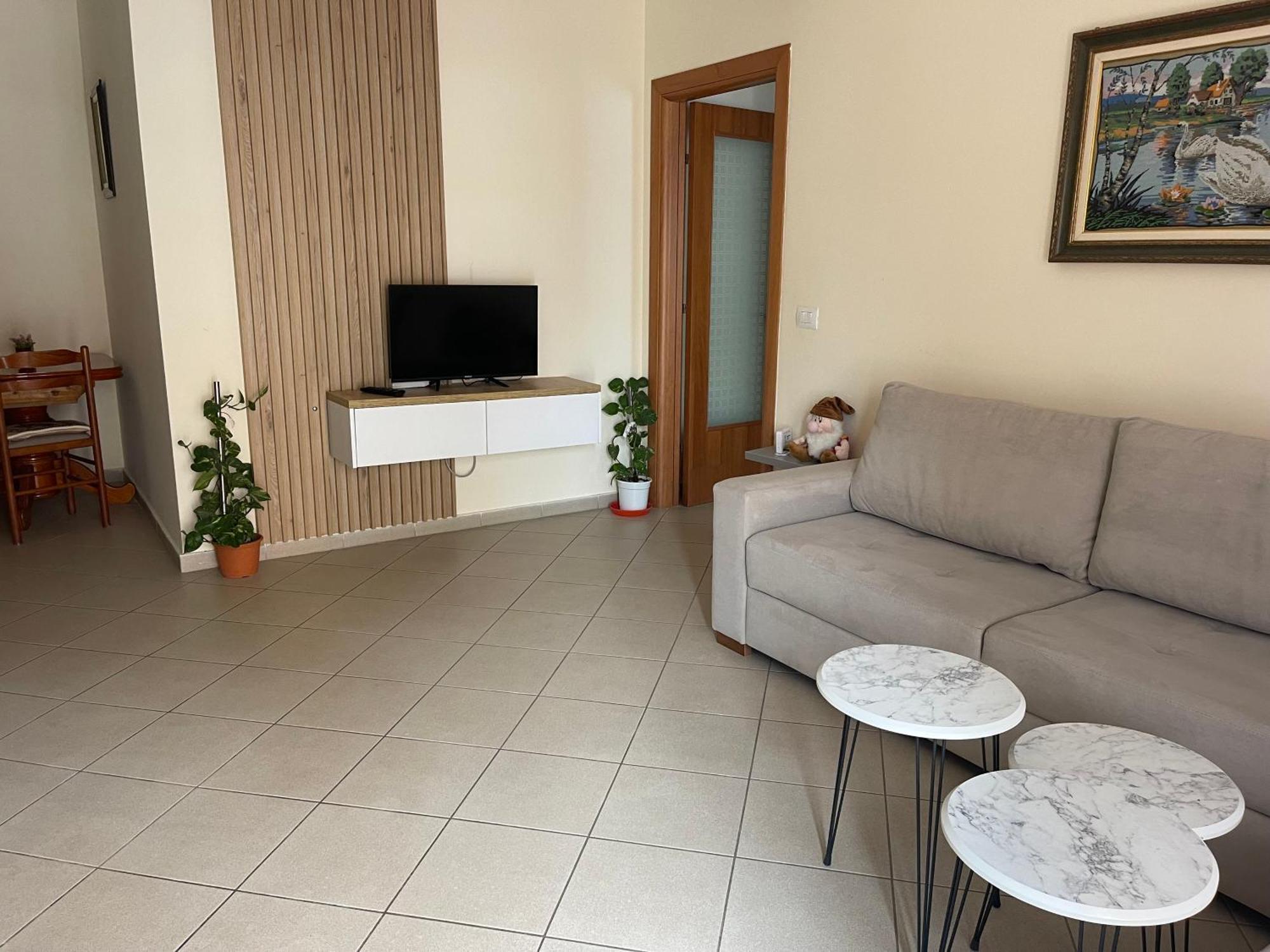Ioanian Blue Apartament Himare Eksteriør bilde